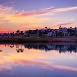Modern 1 Bedroom Apartment In Ancient Sands